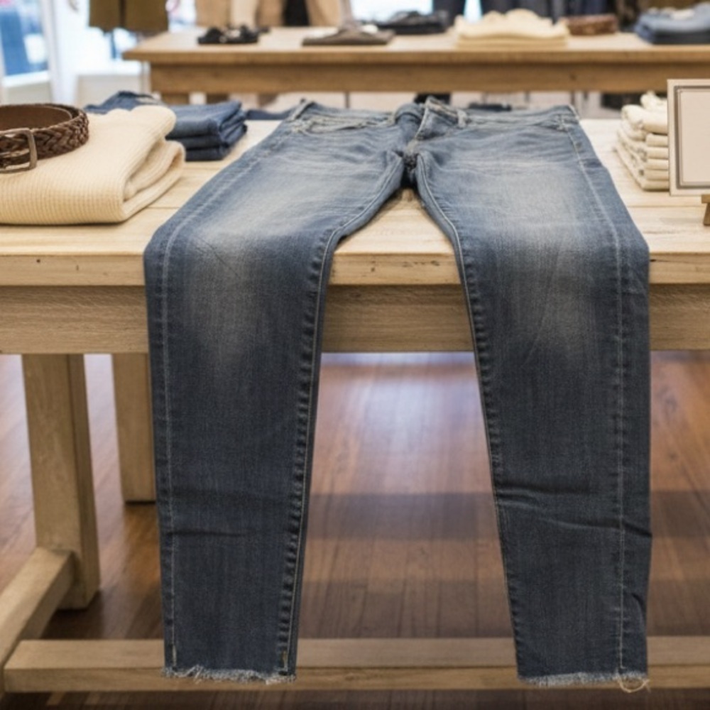 Banana Republic Blue Jeans size 27